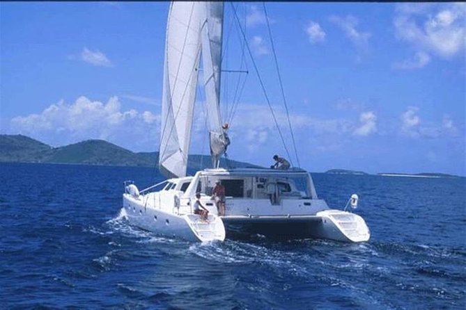 50' Luxury Yacht. Private Full or Half Day Catamaran Snorkel, & Beach Experience - A 50-foot catamaran with room to spread out