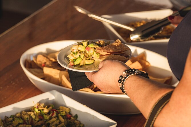 Days End Sunset Sail Open Bar & Hors D'oeuvres STT Ritz-Carlton - Is the boat relaxed or crowded?