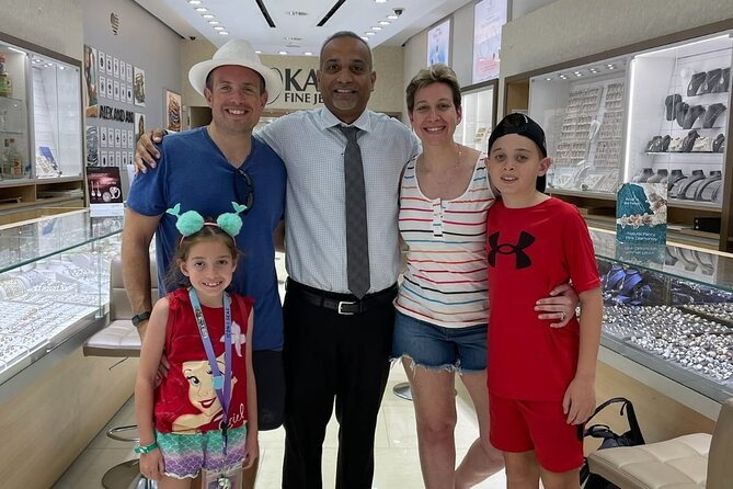 Drinks & Diamonds Shopping Experience in St. Thomas - Comparing Quality, Price, and Warranty