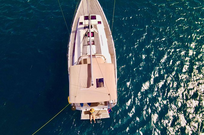 Full-Day Sailing Tour in Virgin Islands National Park - Why the six-person limit changes the day