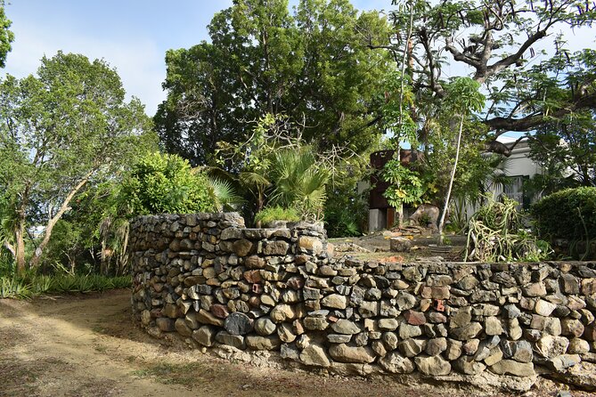 Historical attractions of Alexander Hamillton Mother's Gravesite - Who will enjoy this 50-minute visit