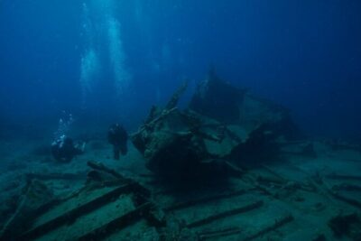 Island Wreck and Reef Scuba Excursion
