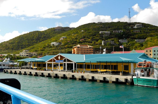 Paradise Taxi & Tours USVI- St. Thomas - Airport Transfer to Red Hook Ferry - Who should book this transfer?
