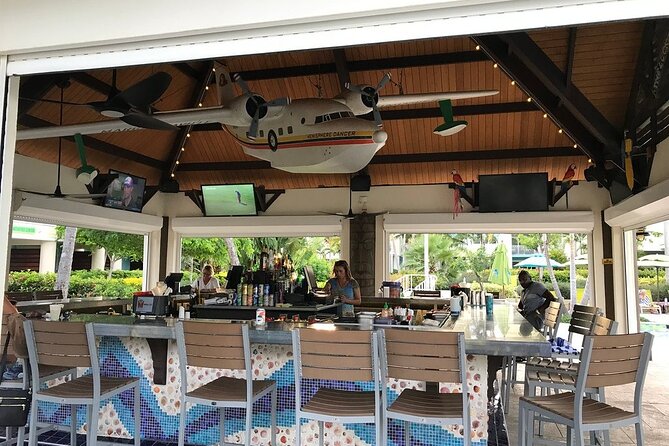 Paradise Taxi & Tours USVI-St. Thomas Airport Transfer to Wyndham Margaritaville - A Private 30 to 35 Minute Ride Across St. Thomas