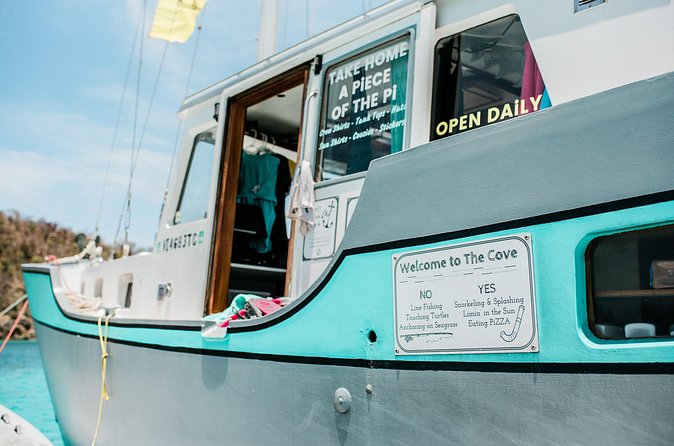PiZZA Pi Snorkel Sail from Frenchman's Reef - Open bar, served after the water activities