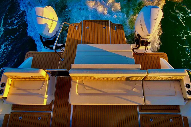 Private Luxury Catamaran Champagne Sunset Cruise - The crew and the mood onboard