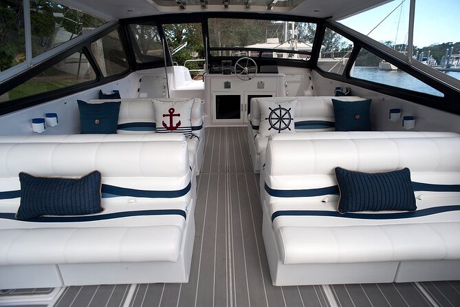 Private Luxury Power Catamaran. Enjoy USVI Aboard MV Hydra - Charlotte Amalie to the open Caribbean