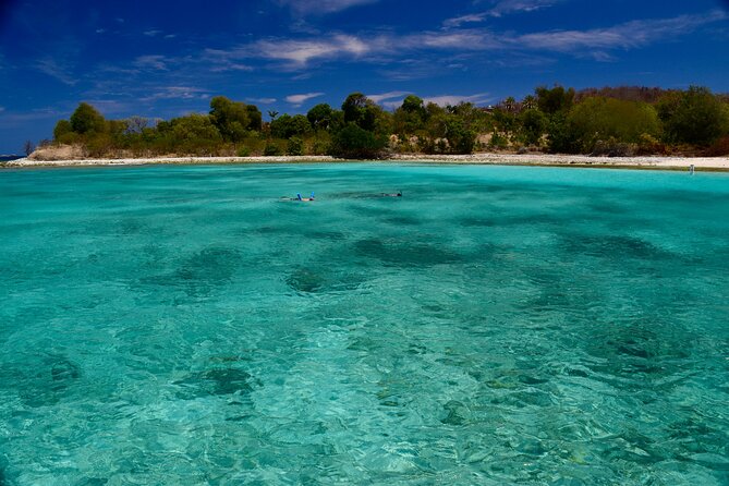Private Power Catamaran. Secluded Beaches, Snorkeling, Turtles for Full/Half Day - The captains make the difference