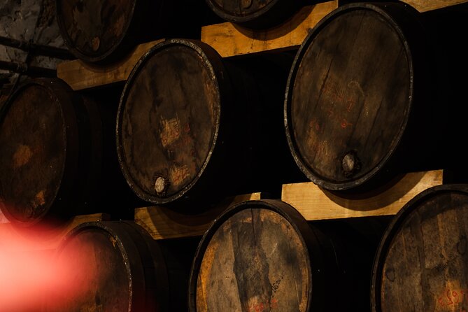 Rum Tasting Experience in the Old Barrel House - Why sugarcane juice rum tastes different