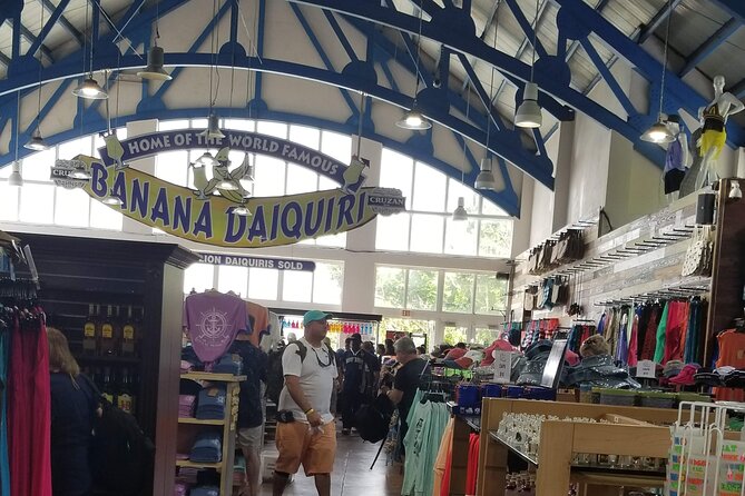 St Thomas Shore Excursion: Shopping, Sightseeing and Beach Tour - Drake’s Seat: five minutes with a famous view
