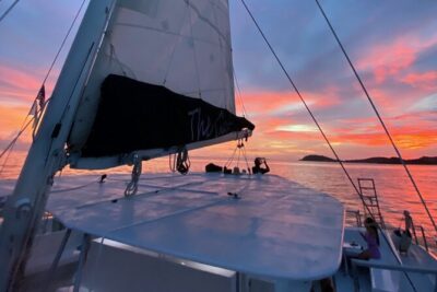 Sunset Sail with Cocktails and Appetizers