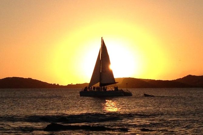 Sunset Sail with Cocktails and Appetizers - Cancellation details worth checking